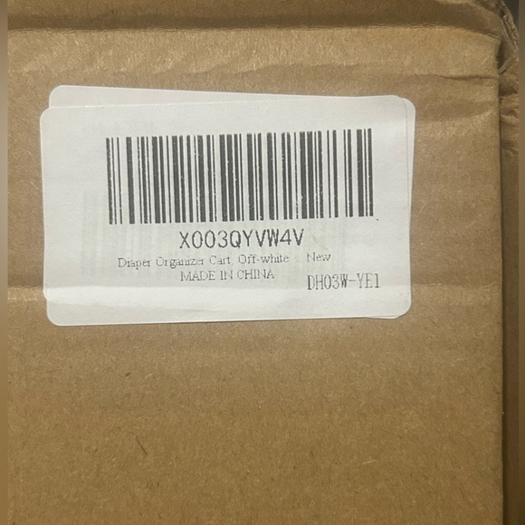 Nursery Essentials Diaper🩲Storage Caddy Organizer for Changing Table & Crib - Picture 2 of 8